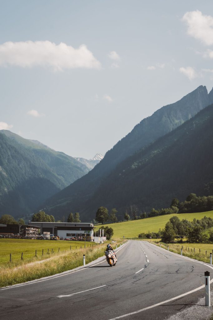 Deutsche Alpenstraße – 450 Kilometer Panorama – regionale Impression